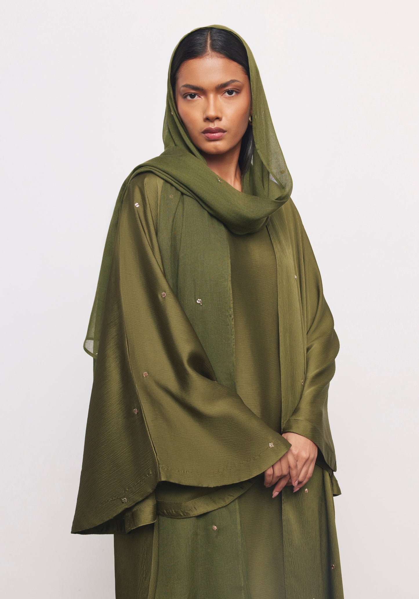 Olive Abaya & Shayla in Dot Style
